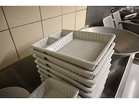 Rvs frituur uitgifte bak met aluminium lekbak en porseleinen frietschalen - afbeelding 5 van  6