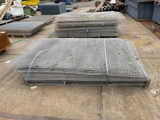 Rvs gaaspaneel 2130x1600mm (39x) - afbeelding 1 van  4