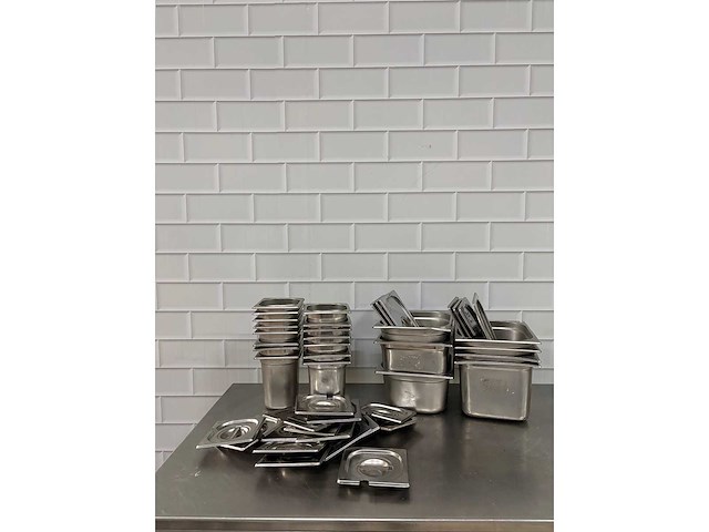 Rvs gastronormbak met deksel (20x) - afbeelding 2 van  3