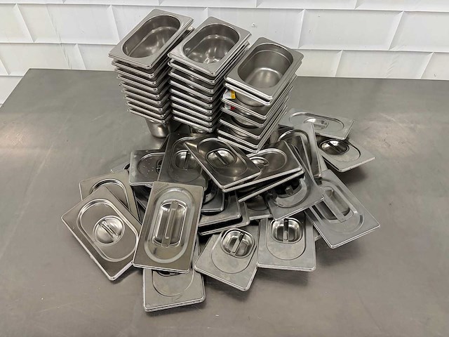 Rvs gastronormbak met deksel (25x) - afbeelding 1 van  2