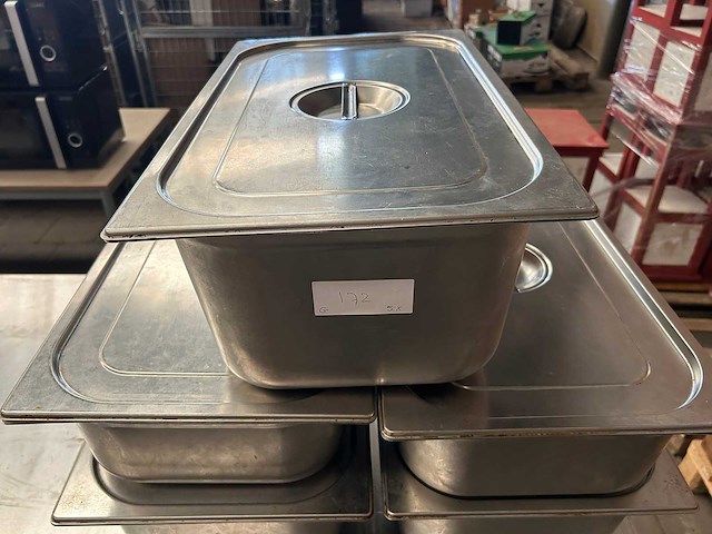 Rvs gastronormbak met deksel (5x) - afbeelding 1 van  1