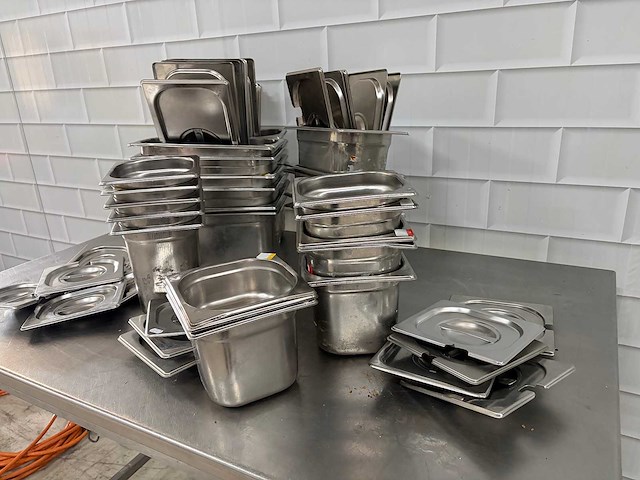 Rvs gastronormbak met dekstel (30x) - afbeelding 5 van  6