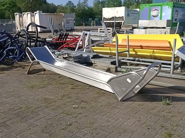 Rvs glijbaan - afbeelding 1 van  6