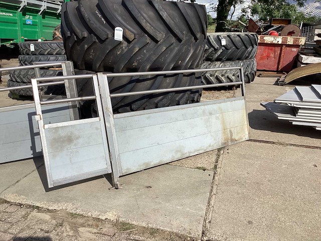 Rvs hek stalinrichting (24x) - afbeelding 1 van  6
