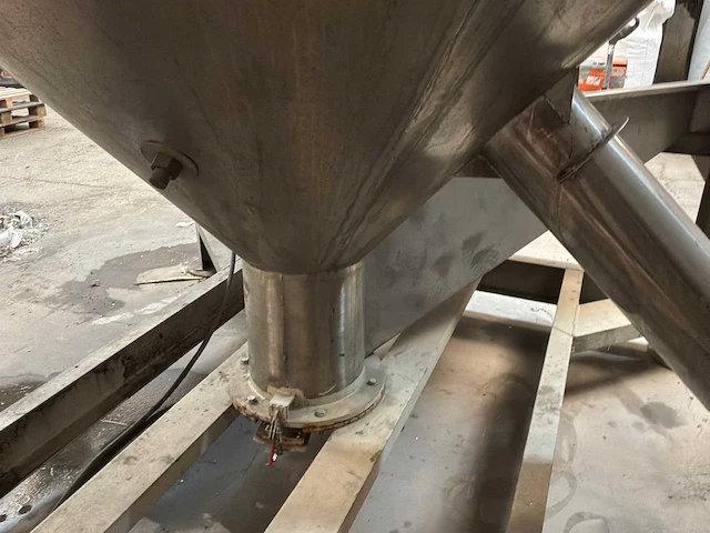 Rvs homogeniseer silo 45 m3 - afbeelding 9 van  12