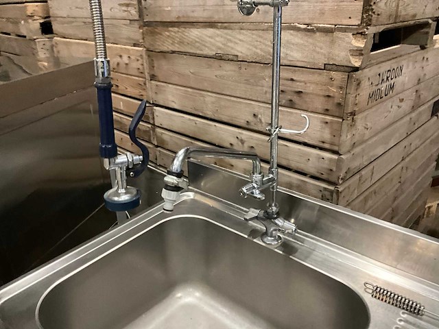 Rvs horeca diversen vaatwasser / spoelbak / werkblad / frietsnijder / magnetron - afbeelding 2 van  18