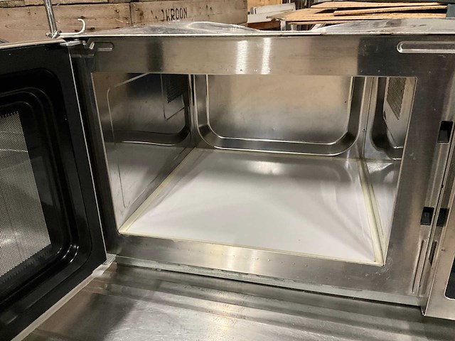 Rvs horeca diversen vaatwasser / spoelbak / werkblad / frietsnijder / magnetron - afbeelding 9 van  18