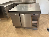 Rvs horeca keukenopstelling met koel-/werkbanken - afbeelding 6 van  20