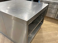 Rvs horeca keukenopstelling met koel-/werkbanken - afbeelding 7 van  20