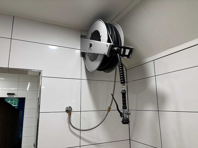 Rvs horeca keukenopstelling met koel-/werkbanken - afbeelding 10 van  20