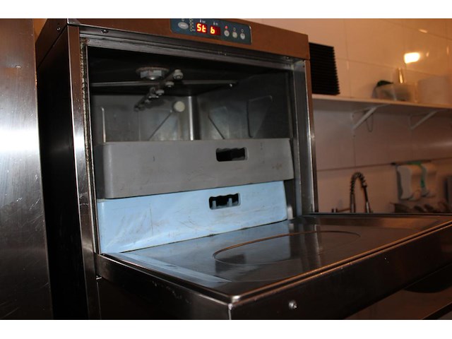 Rvs horeca vaatwasmachine metos master. bouwjaar onbekend. - afbeelding 2 van  3