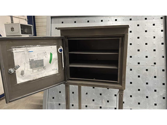 Rvs kast - afbeelding 1 van  5