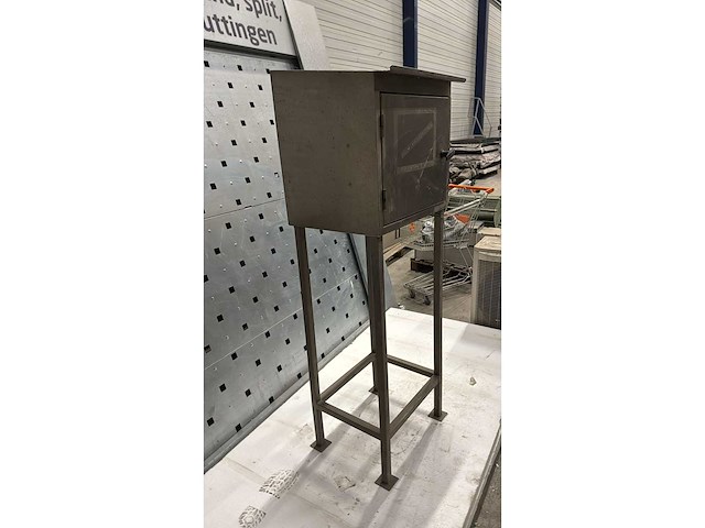 Rvs kast - afbeelding 4 van  5