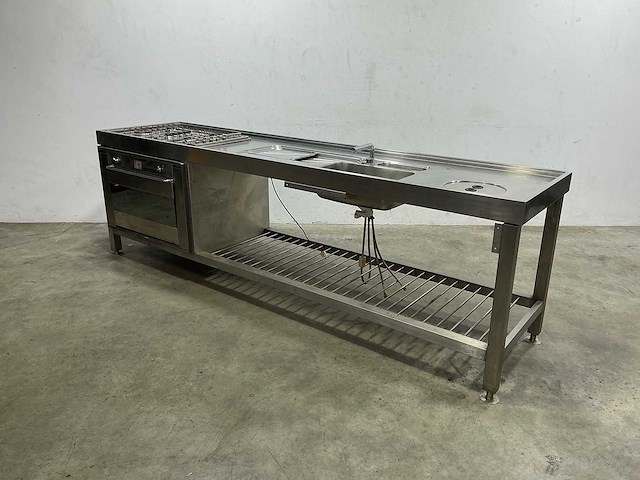 Rvs keuken - afbeelding 1 van  6