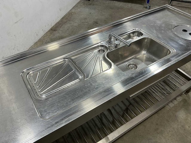 Rvs keuken - afbeelding 6 van  6