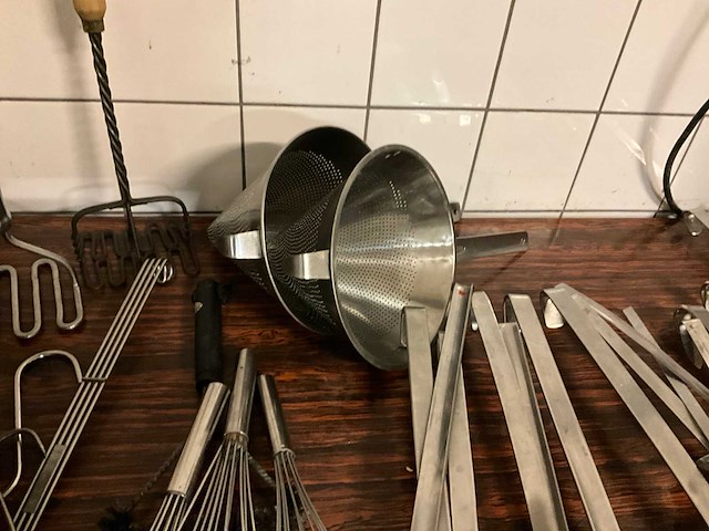 Rvs keukenbenodigdheden - afbeelding 3 van  5
