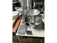 Rvs keukenbenodigdheden - afbeelding 2 van  6