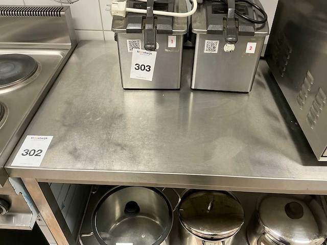 Rvs keukenmeubel - afbeelding 2 van  3