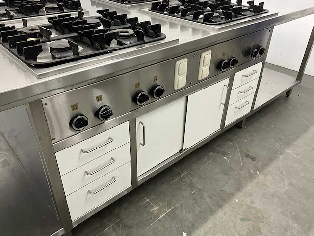 Rvs kookeiland - afbeelding 7 van  12