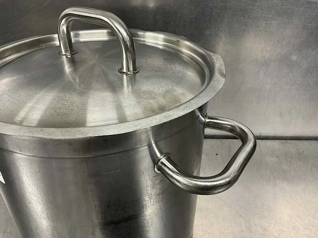 Rvs kookpan met deksel ø 30 cm - afbeelding 3 van  3