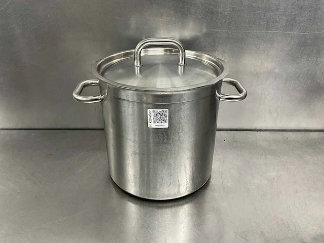 Rvs kookpan met deksel ø 30 cm - afbeelding 1 van  1