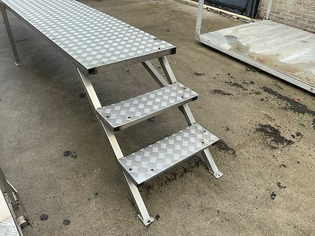 Rvs loopbordes (3x) - afbeelding 6 van  7