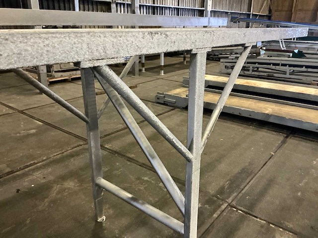 Rvs loopbordes - afbeelding 8 van  9