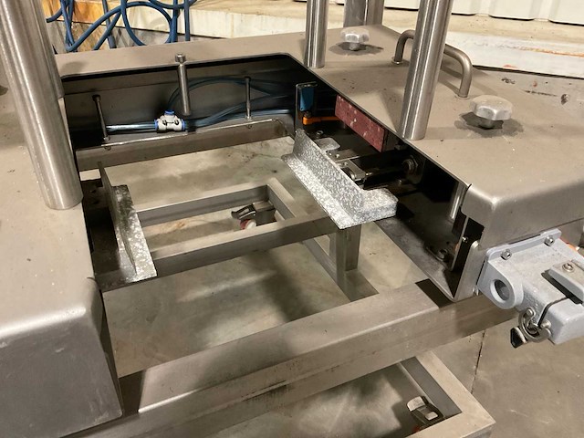 Rvs machinedeel (2x) - afbeelding 2 van  4