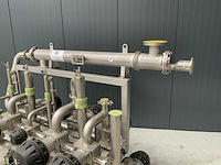 Rvs manifold met buizen warmtewisselaar en kleppen ongebruikt - afbeelding 4 van  7
