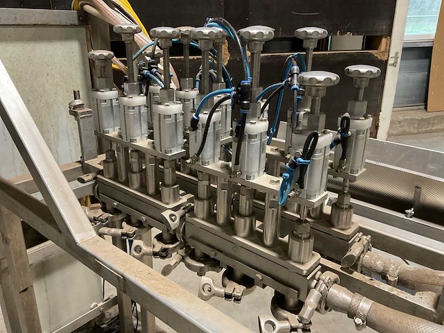 Rvs meng- en doseerunit - afbeelding 3 van  5