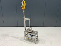 Rvs menger - afbeelding 2 van  7