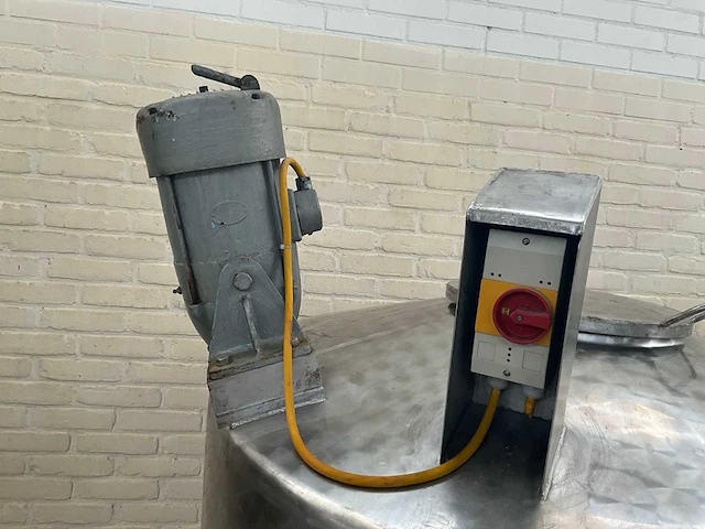 Rvs mengtank (circa 450liter) - afbeelding 8 van  9