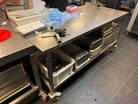 Rvs mobiele werktafel