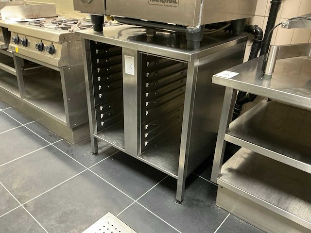 Rvs onderstel voor oven - afbeelding 2 van  4