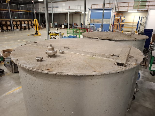 Rvs opslagtank - afbeelding 3 van  3