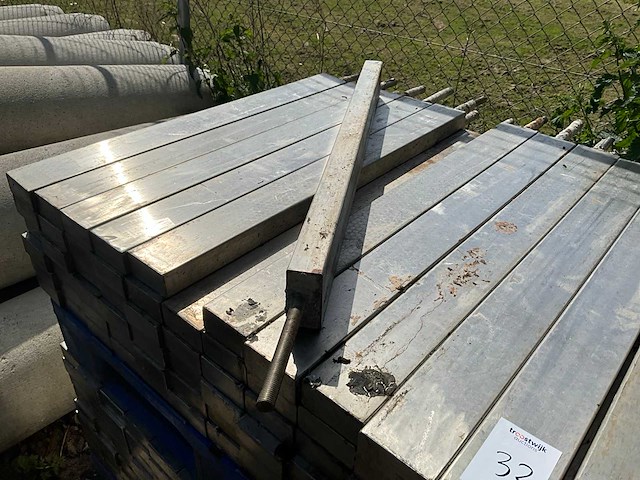 Rvs paal met schroefdraad (100x50x1000mm) (160x) - afbeelding 2 van  6