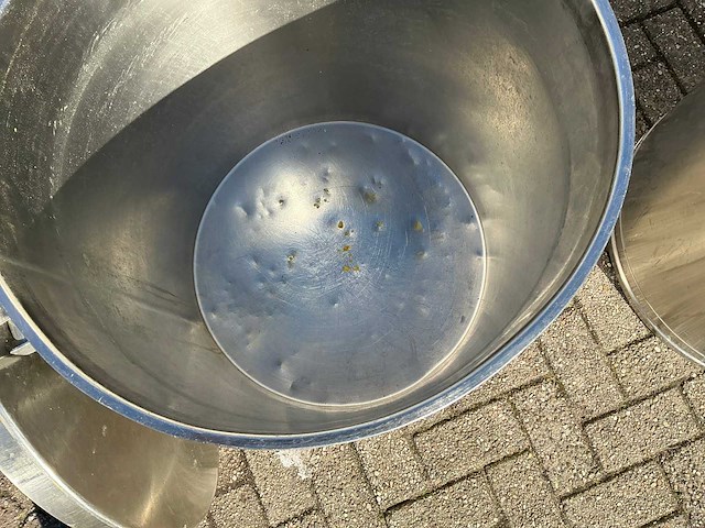 Rvs pan 180 liter met deksel - afbeelding 4 van  6