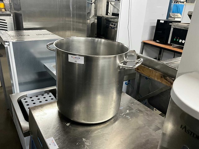 Rvs pan - afbeelding 1 van  4