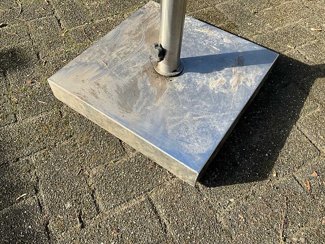 Rvs parasolvoet - afbeelding 3 van  4