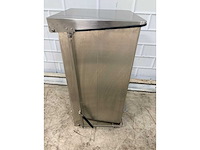 Rvs pedaalbediend afvalbak inhoud 100 liter - afbeelding 6 van  8