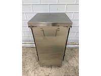 Rvs pedaalbediend afvalbak inhoud 100 liter - afbeelding 4 van  4