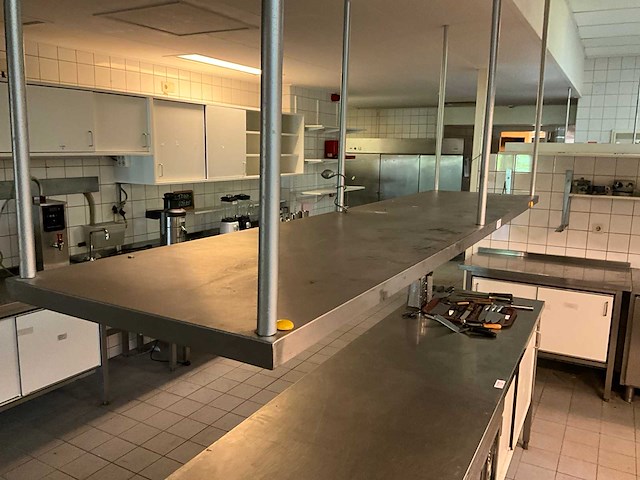 Rvs plafond etagère - afbeelding 5 van  6