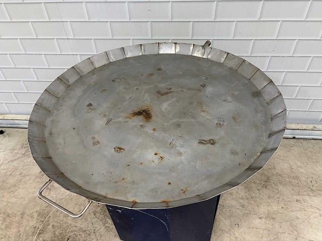 Rvs propaangas pit met paella pan - afbeelding 1 van  4