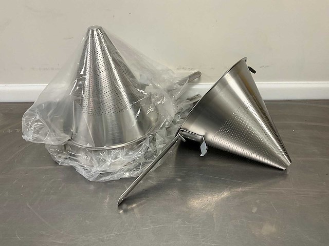 Rvs puntzeef ø 27 cm (3x) - afbeelding 1 van  3