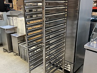 Rvs regaalwagen hoogte 170 cm - afbeelding 1 van  4