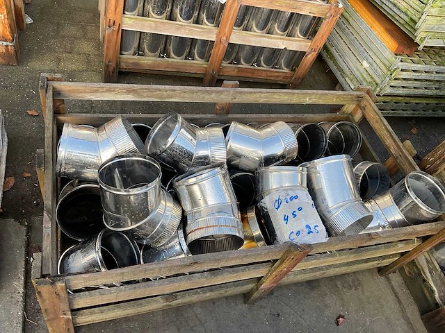 Rvs schoorsteenpijp bocht 200 mm 45 gr - afbeelding 2 van  2