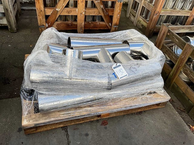 Rvs schoorsteenpijp t stuk 150 mm - afbeelding 1 van  1