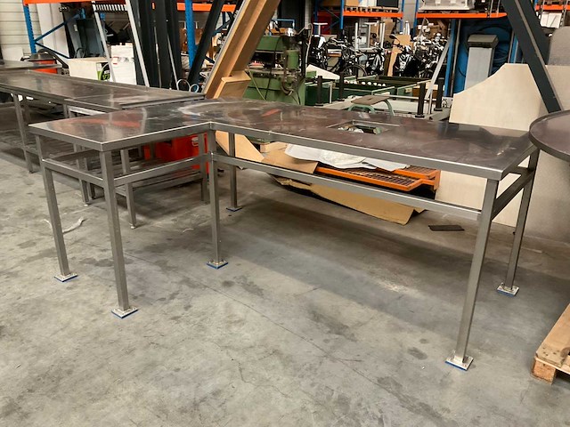 Rvs sorteertafel (2300x1600x960mm) - afbeelding 2 van  3