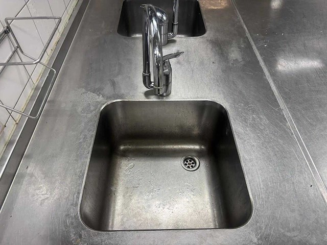 Rvs spoel- en werktafel eiland - afbeelding 8 van  8