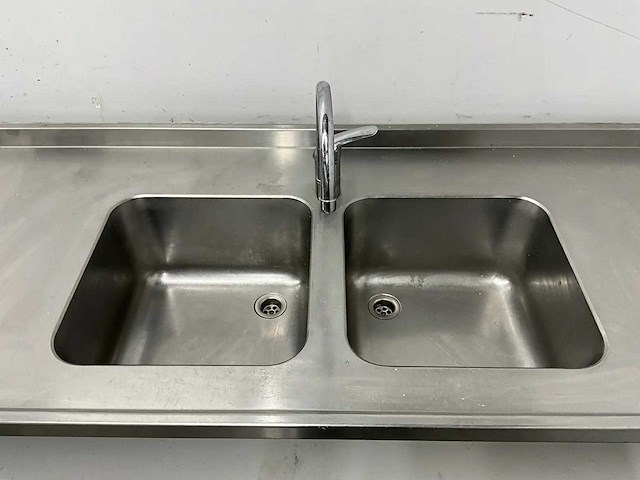 Rvs spoel- en werktafel - afbeelding 12 van  13